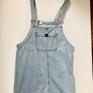 Light denim overall skirt